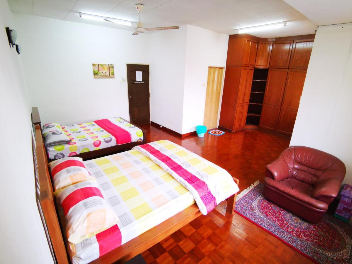 Lpm Room Tanjung Bungah (Penang) Exterior foto